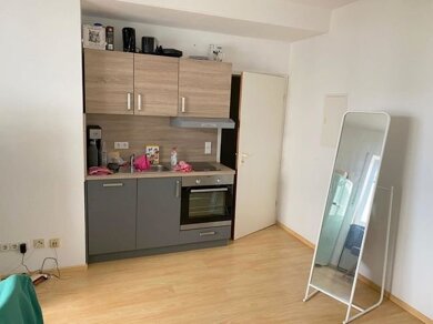 Wohnung zur Miete 520 € 1 Zimmer 25,6 m² frei ab 01.05.2025 Ostenviertel Regensburg 93055