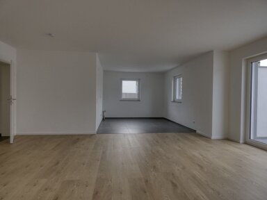 Wohnung zur Miete 980 € 3 Zimmer 96 m² 1. Geschoss frei ab 01.11.2024 Wacholderweg 27 Hallstadt Hallstadt 96103