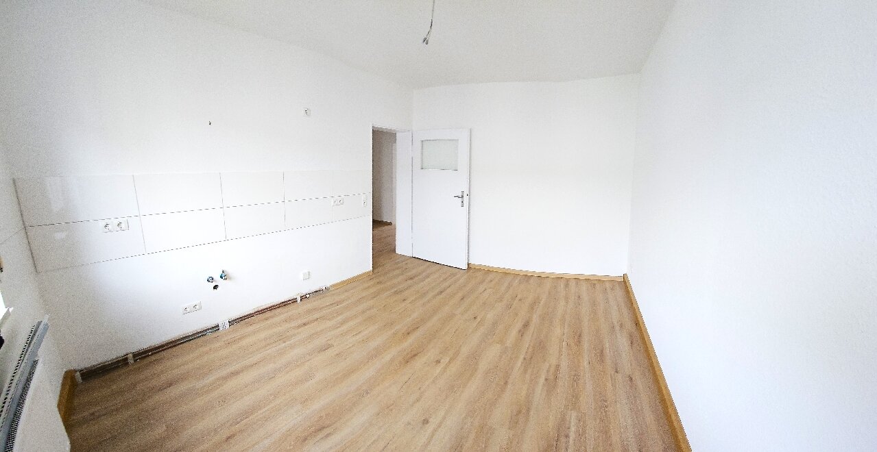 Wohnung zur Miete 520 € 2 Zimmer 50 m²<br/>Wohnfläche 4. Stock<br/>Geschoss Süd / Stadtbezirk 122 Ludwigshafen 67061