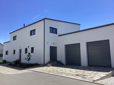 Einfamilienhaus zur Miete 1.840 € 4 Zimmer 160 m² 252 m² Grundstück frei ab sofort Emmerstraße Velden Velden 84149