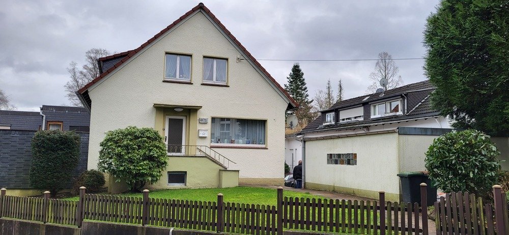 Wohn- und Geschäftshaus zum Kauf 590.000 € 943 m²<br/>Fläche 991 m²<br/>Grundstück Mitte Remscheid 42857