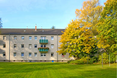 Wohnung zur Miete 379 € 2 Zimmer 40 m² 2. Geschoss Meister-Arenz-Straße 38 Huckingen Duisburg 47259