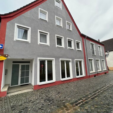 Mehrfamilienhaus zum Kauf 470.000 € 11 Zimmer 205 m² 403 m² Grundstück Wassertrüdingen Wassertrüdingen 91717
