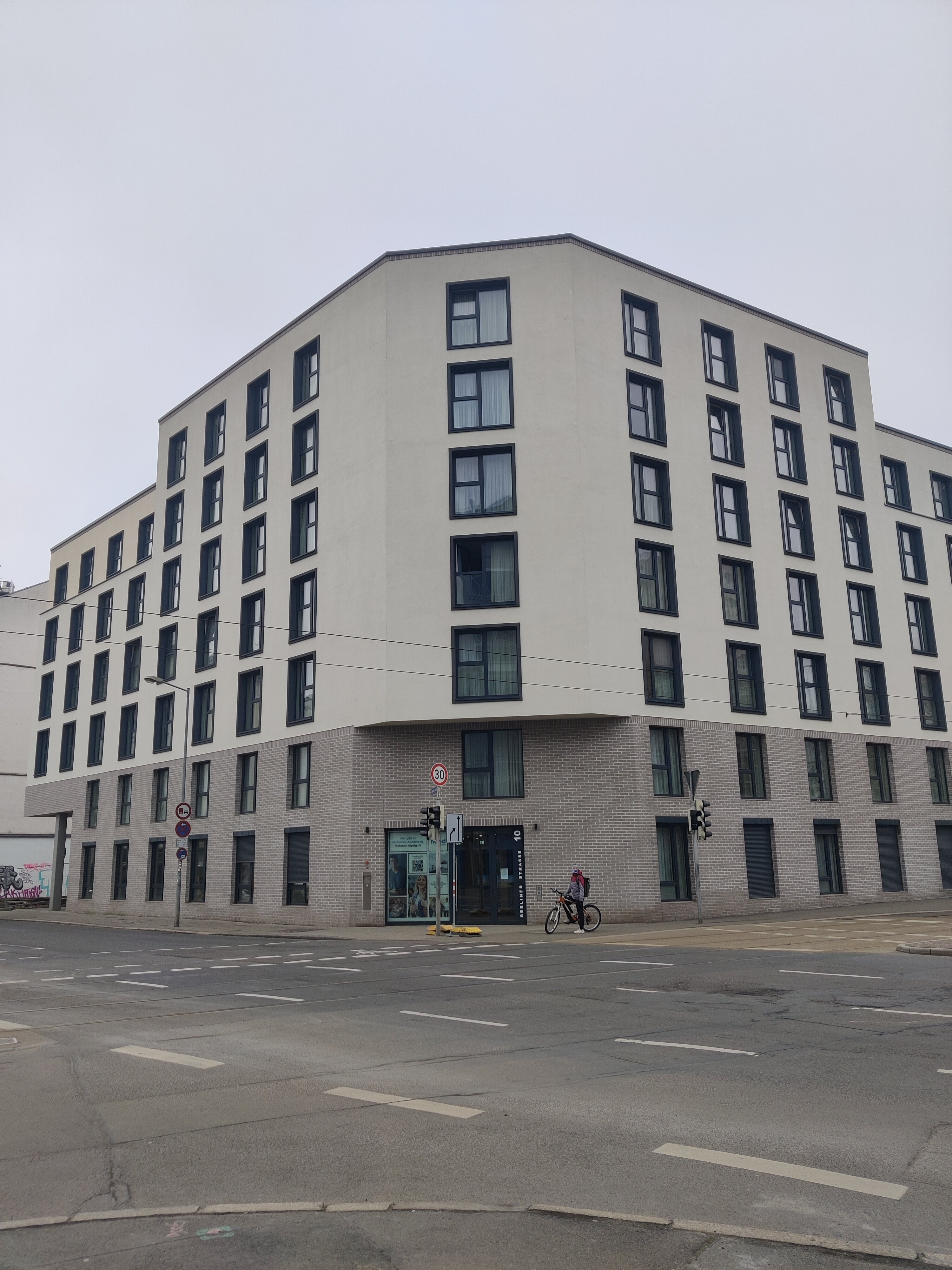 Wohnung zur Miete 500 € 1 Zimmer 30,1 m²<br/>Wohnfläche 4.<br/>Geschoss Berliner Straße 10 Zentrum - Nord Leipzig 04105