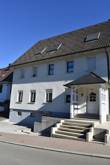 Einfamilienhaus zum Kauf 387.000 € 8 Zimmer 250 m² 976 m² Grundstück Niedereschach Niedereschach 78078