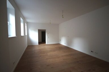 Wohnung zur Miete 950 € 2 Zimmer 94,2 m² EG frei ab 01.04.2025 Uerdingen - Markt Krefeld / Uerdingen 47829