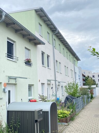 Reihenmittelhaus zur Miete 1.650 € 5 Zimmer 117,4 m² 155 m² Grundstück frei ab sofort St. Leonhard Nürnberg 90439