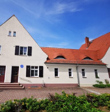 Reihenmittelhaus zum Kauf 99.000 € 5 Zimmer 98 m² 241 m² Grundstück Schmuckhof 4 Lauta Lauta 02991