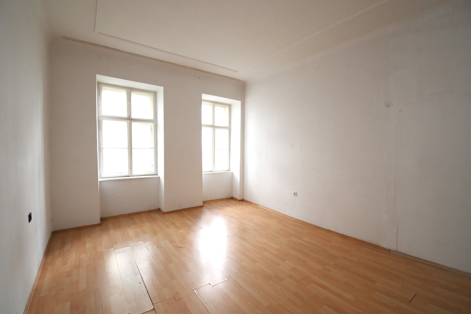 Wohnung zum Kauf 289.000 € 3 Zimmer 83 m²<br/>Wohnfläche EG<br/>Geschoss Sechshauserstr. Wien 1150