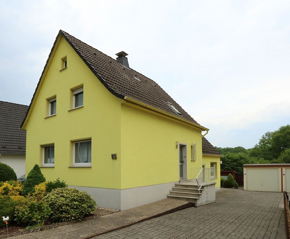 Einfamilienhaus zum Kauf 198.000 € 4 Zimmer 114 m²<br/>Wohnfläche 584 m²<br/>Grundstück Halingen Menden 58708