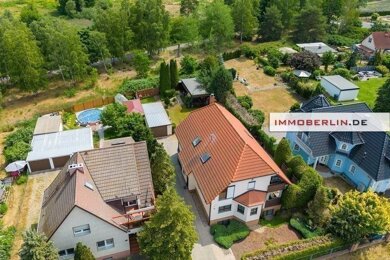 Einfamilienhaus zum Kauf 1.090.000 € 7 Zimmer 376 m² 786 m² Grundstück frei ab sofort Falkensee 14612