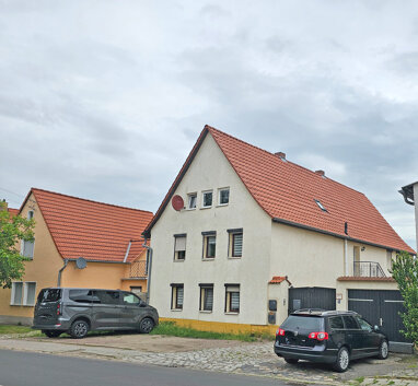 Wohnung zur Miete 670 € 3,5 Zimmer 87 m² 1. Geschoss frei ab sofort Ernst-Thälmann-Straße 90 Holleben Teutschenthal / Holleben 06179