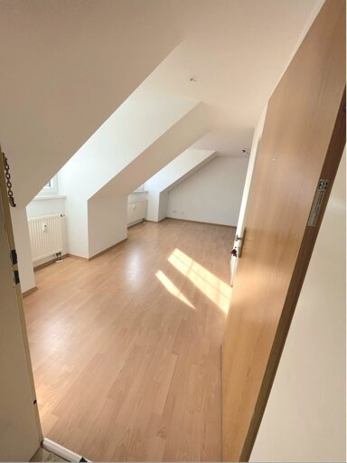 Wohnung zur Miete 250 € 2 Zimmer 42 m² frei ab sofort Hauptstr. 12e Mumsdorf Meuselwitz 04610