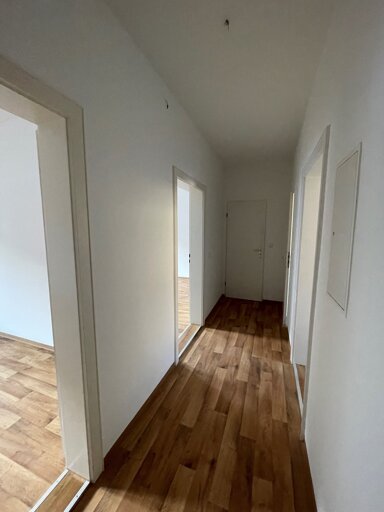 Wohnung zur Miete 469 € 2 Zimmer 55,1 m² 3. Geschoss frei ab sofort Wattstraße 11 Gugelstraße Nürnberg 90459