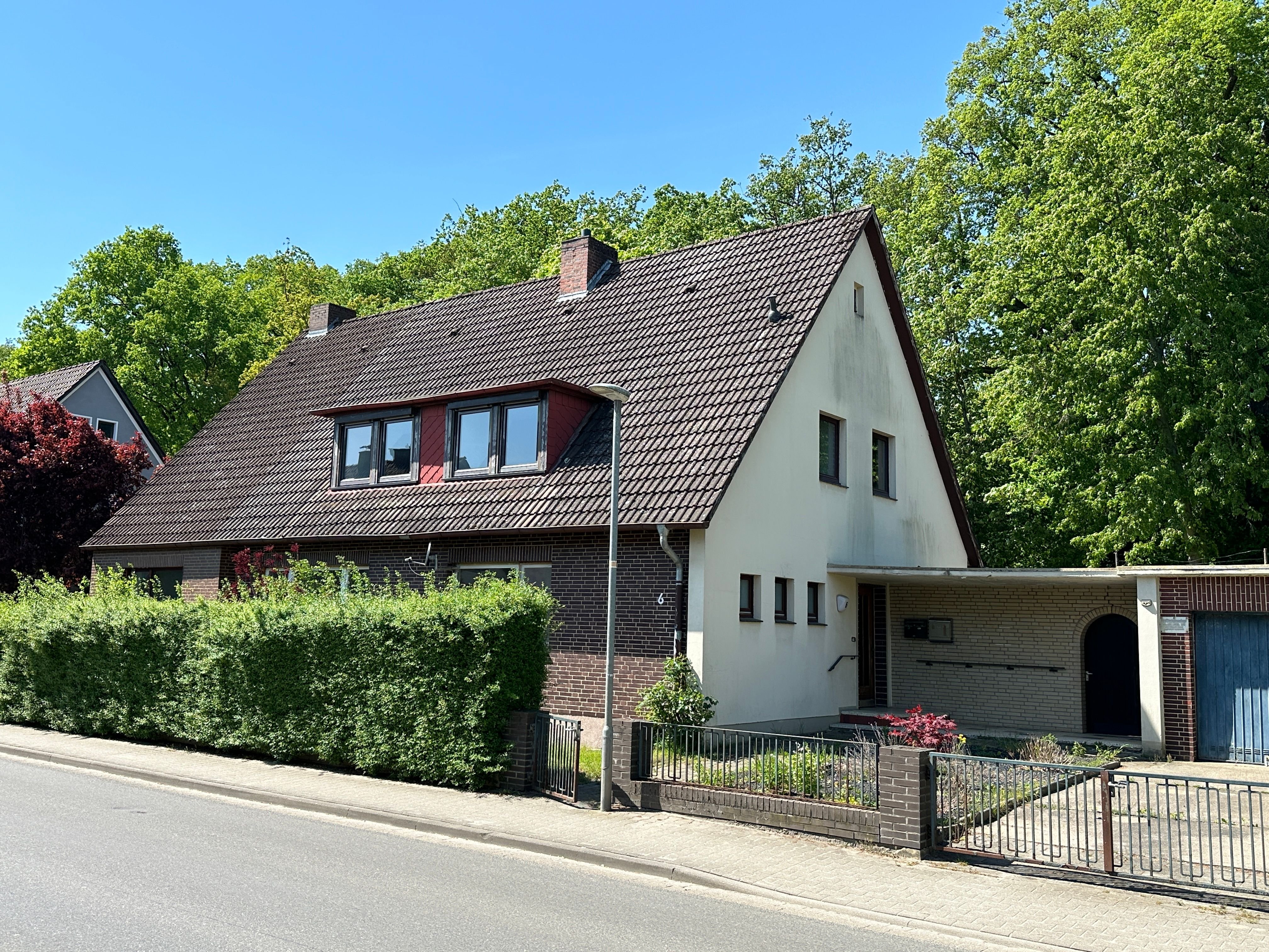 Mehrfamilienhaus zum Kauf 320.000 € 9 Zimmer 192 m²<br/>Wohnfläche 775 m²<br/>Grundstück Ab sofort<br/>Verfügbarkeit Lüchow Lüchow 29439