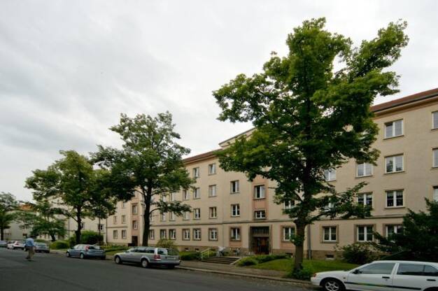 Wohnung zur Miete 417 € 2 Zimmer 39,3 m² 3. Geschoss frei ab 15.07.2025 Altenzeller Str. 26 Südvorstadt-West (Bayrische Str.) Dresden 01069