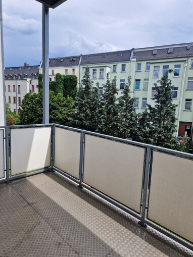 Wohnung zur Miete 210 € 2 Zimmer 42 m² 1. Geschoss frei ab sofort Bahnhofstraße 11 Oelsnitz Oelsnitz 08606