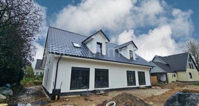 Doppelhaushälfte zum Kauf 479.000 € 4 Zimmer 124 m² 420 m² Grundstück frei ab 01.09.2025 Langniendorf Mönkhagen 23619