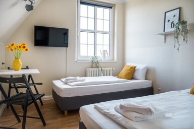 Wohnung zur Miete Wohnen auf Zeit 1.344 € 1 Zimmer 18 m² frei ab 01.11.2024 Waldowstraße Alt-Hohenschönhausen Berlin 13053