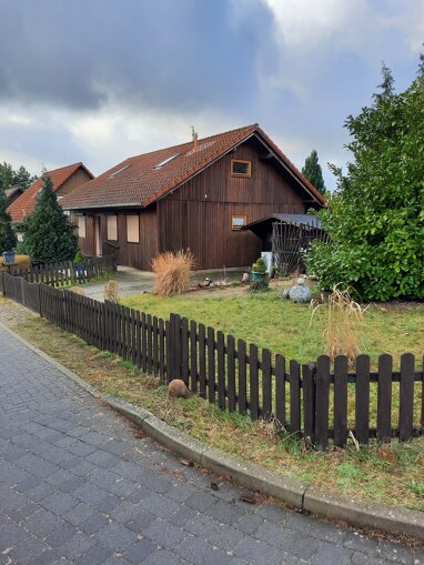 Einfamilienhaus zum Kauf Provisionsfrei 5 Zimmer 103 m² 450 m² Grundstück Neuehüttener Strasse 14 Wiesenburg Wiesenburg/Mark 14827