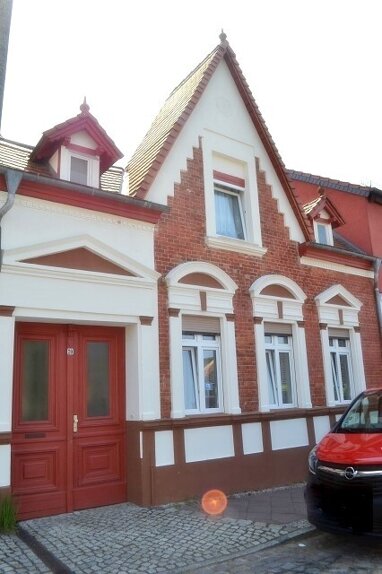 Einfamilienhaus zum Kauf 149.000 € 7 Zimmer 240 m² 142 m² Grundstück Biesenthal Biesenthal 16359