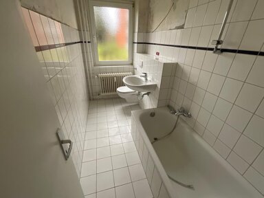 Wohnung zur Miete 629 € 3 Zimmer 60,7 m² EG Scharhörnstraße 16 Falkenfeld / Vorwerk / Teerhof Lübeck 23554