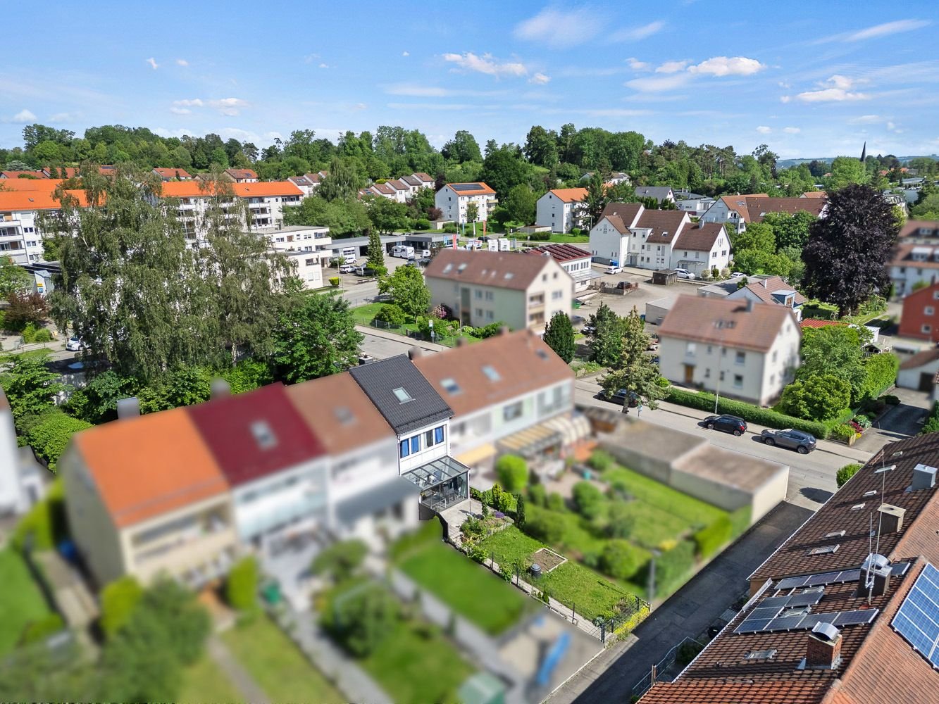 Reihenmittelhaus zum Kauf 399.900 € 5,5 Zimmer 107,5 m²<br/>Wohnfläche 145 m²<br/>Grundstück ab sofort<br/>Verfügbarkeit Kernstadt Biberach an der Riß 88400