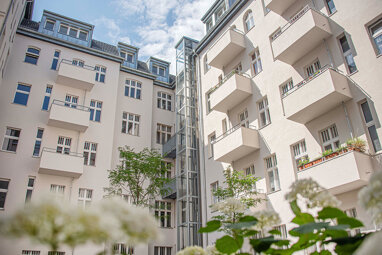 Wohnung zum Kauf 399.000 € 2 Zimmer 62,2 m² 1. Geschoss frei ab sofort Joachim-Friedrich-Straße 39-40 Charlottenburg Berlin 10711