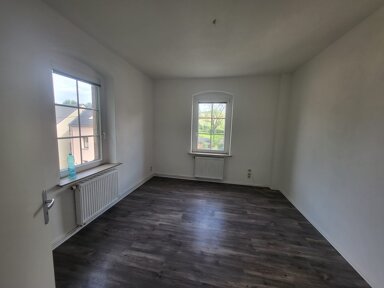 Wohnung zur Miete 200 € 1 Zimmer 33 m² 2. Geschoss frei ab sofort Drebach Drebach 09430