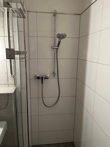 Wohnung zur Miete 400 € 1 Zimmer 40 m² EG frei ab sofort Taunusstr. Brüggen Kerpen 50169