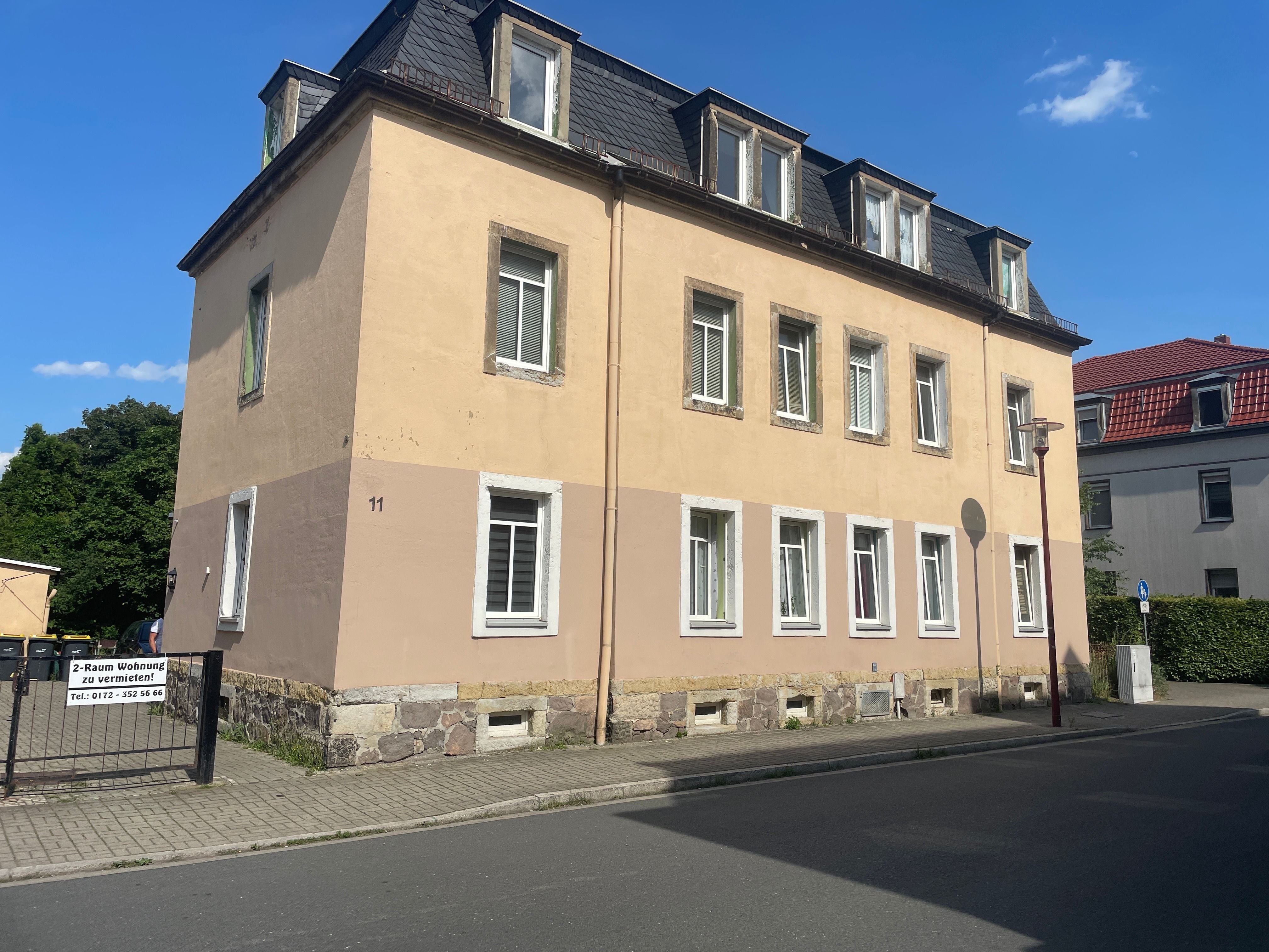 Mehrfamilienhaus zum Kauf 465.000 € 15 Zimmer 405,7 m²<br/>Wohnfläche 686 m²<br/>Grundstück Freital Freital 01705