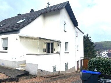 Mehrfamilienhaus zum Kauf 159.000 € 5 Zimmer 140 m² 936 m² Grundstück Dirmingen Eppelborn 66571