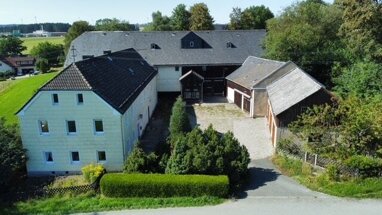 Mehrfamilienhaus zum Kauf 299.999 € 10 Zimmer 225 m² 7.187 m² Grundstück frei ab sofort Markersreuth Münchberg 95213