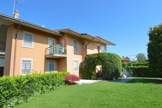 Studio zum Kauf 480.000 € 3 Zimmer 100 m²<br/>Wohnfläche ab sofort<br/>Verfügbarkeit via Giuseppe di Vittorio, 1 Sirmione 25019