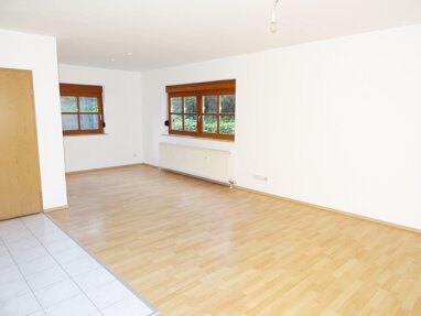 Wohnung zur Miete 250 € 1 Zimmer 40 m² Erdgeschoss Wiesenweg 7 Günthersdorf Leuna 06237