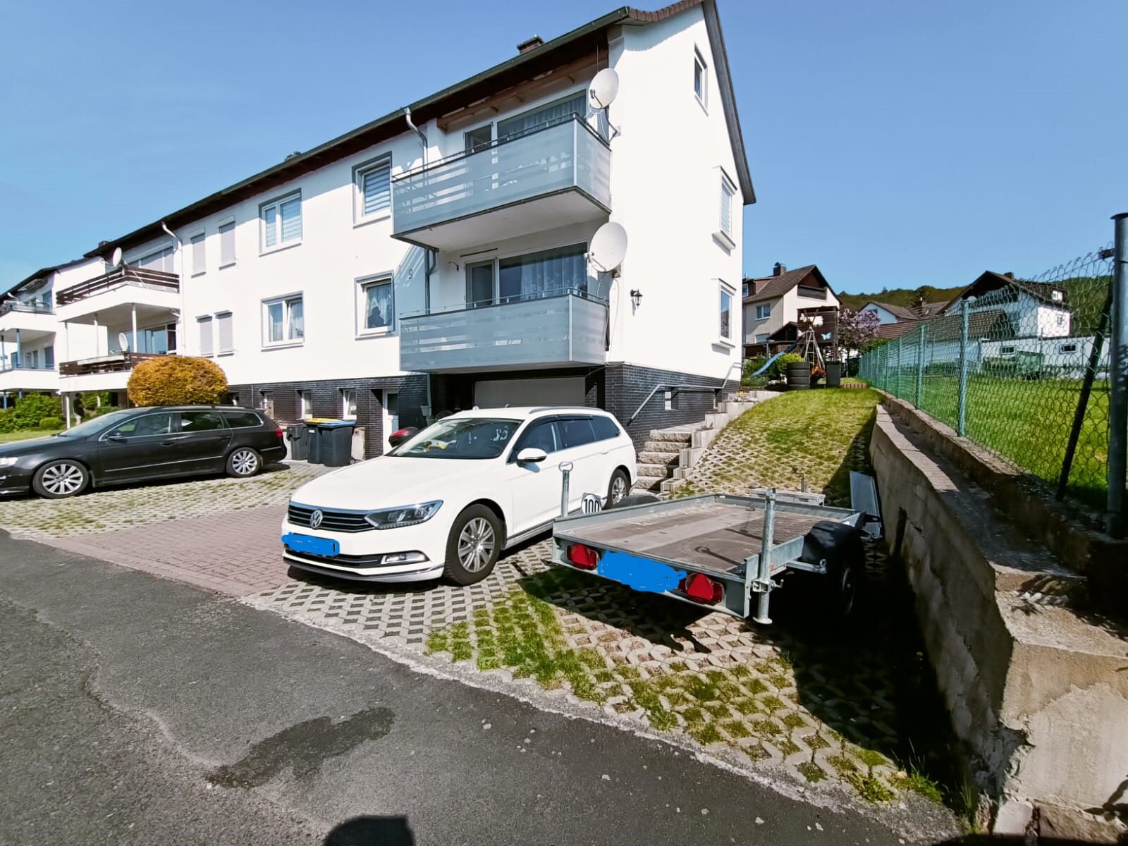 Mehrfamilienhaus zum Kauf 330.000 € 9 Zimmer 188 m²<br/>Wohnfläche 460 m²<br/>Grundstück ab sofort<br/>Verfügbarkeit Bad Hersfeld Bad Hersfeld 36251