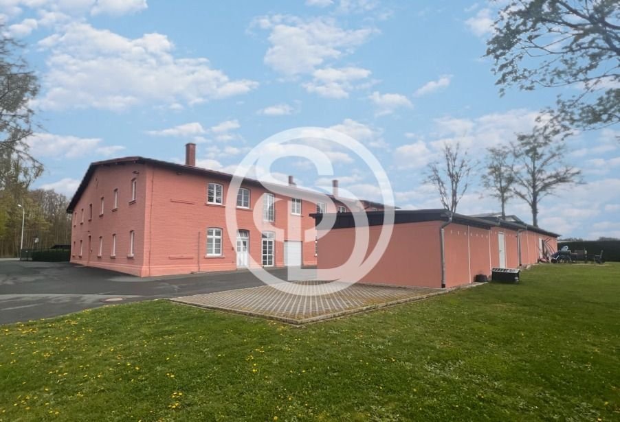 Wohn- und Geschäftshaus zum Kauf 845.000 € 1.014 m²<br/>Fläche 4.958 m²<br/>Grundstück Leimitz - Jägersruh Hof 95028