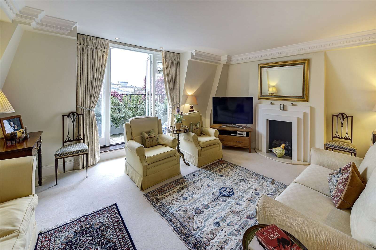 Penthouse zum Kauf provisionsfrei 2.583.440 € 4 Zimmer 122,5 m²<br/>Wohnfläche TRAFALGAR GARDENS 12A London W8 5BX