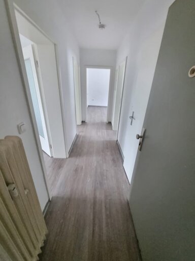 Wohnung zur Miete 943 € 4 Zimmer 82 m² 1. Geschoss frei ab 24.01.2025 Industriestr. 46 Zentrum Ratingen 40878