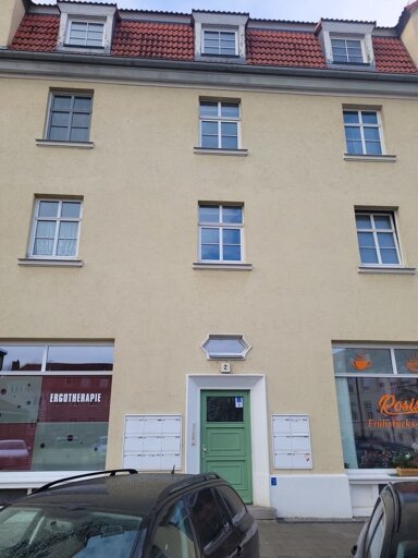 Wohnung zur Miete 737 € 4 Zimmer 134 m² 1. Geschoss Wesselinger Straße 2 Leuna Leuna 06237