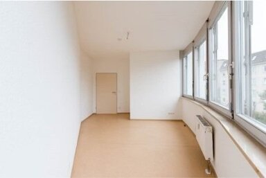 Wohnung zur Miete 295 € 2 Zimmer 39,3 m² 2. Geschoss frei ab 01.05.2025 Marienstieg 3 Wahlbezirk 14 Suhl 98527