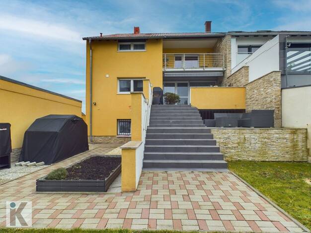 Doppelhaushälfte zum Kauf 650.000 € 7 Zimmer 186 m² 579 m² Grundstück Oppau / Stadtbezirk 211 Ludwigshafen am Rhein 67069