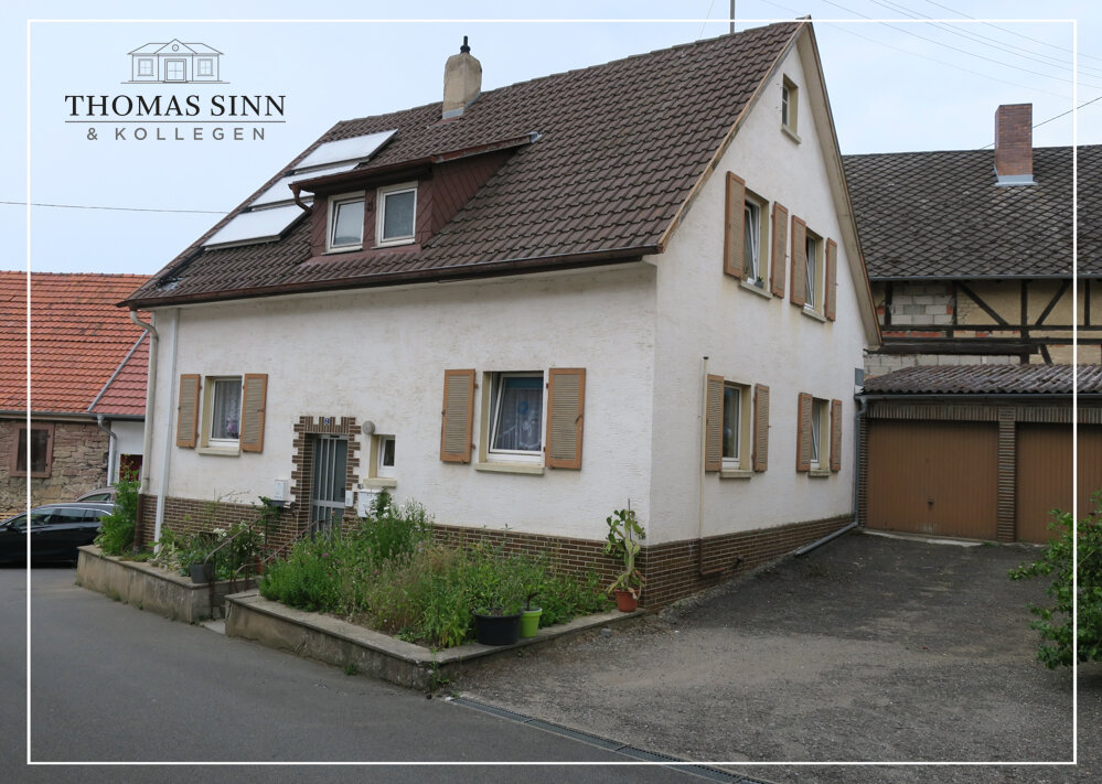 Mehrfamilienhaus zum Kauf 249.000 € 6 Zimmer 140 m²<br/>Wohnfläche 304 m²<br/>Grundstück Königshofen Lauda-Königshofen 97922