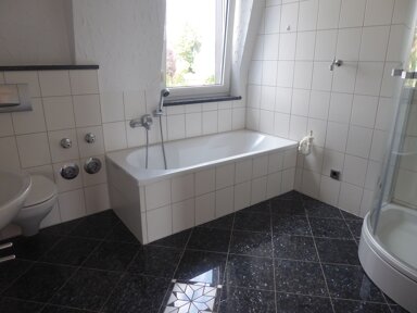 Wohnung zur Miete 650 € 3 Zimmer 82 m² 2. Geschoss frei ab sofort Velhornstr. Eisberg Amberg 92224