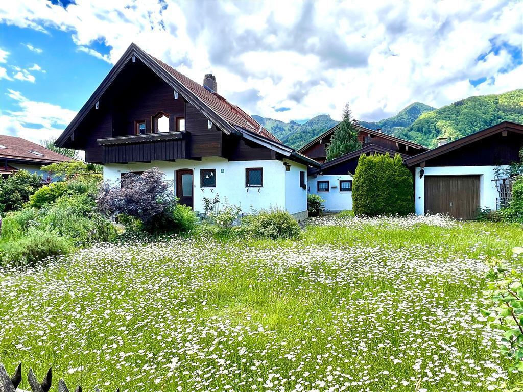 Einfamilienhaus zum Kauf 899.000 € 7 Zimmer 170 m²<br/>Wohnfläche 1.043 m²<br/>Grundstück Grassau Grassau , Chiemgau 83224