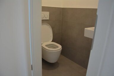 Wohnung zur Miete 700 € 4 Zimmer 103 m² frei ab sofort Adam-Marsch-Straße 28 Bieber Offenbach am Main 63073