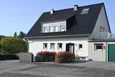 Mehrfamilienhaus zum Kauf 680.000 € 10 Zimmer 198 m² 1.563 m² Grundstück Katternberg - Stübchen Solingen 42657