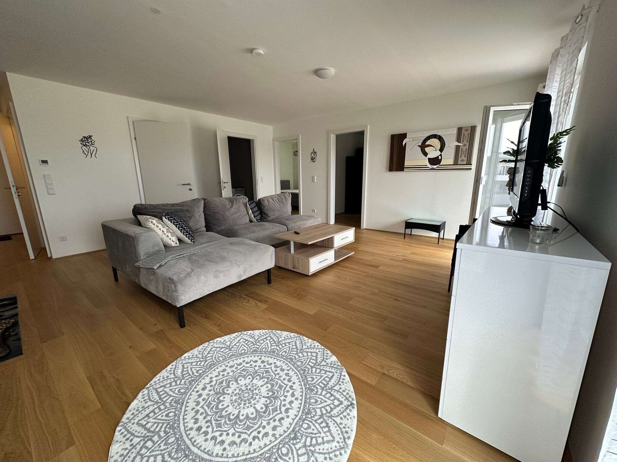 Wohnung zur Miete Wohnen auf Zeit 2.606 € 2 Zimmer 71 m²<br/>Wohnfläche ab sofort<br/>Verfügbarkeit Linz 4050