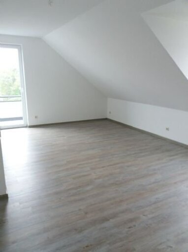 Wohnung zur Miete 394 € 2 Zimmer 56,3 m² 3. Geschoss Holzwickeder Straße Colditz Colditz 04680
