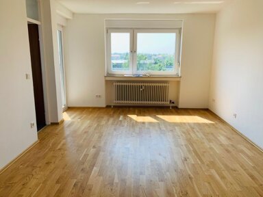 Wohnung zur Miete 614 € 2 Zimmer 53 m² 6. Geschoss frei ab 14.02.2025 Äußere Bayreuther Str. 150 Schafhof Nürnberg 90411